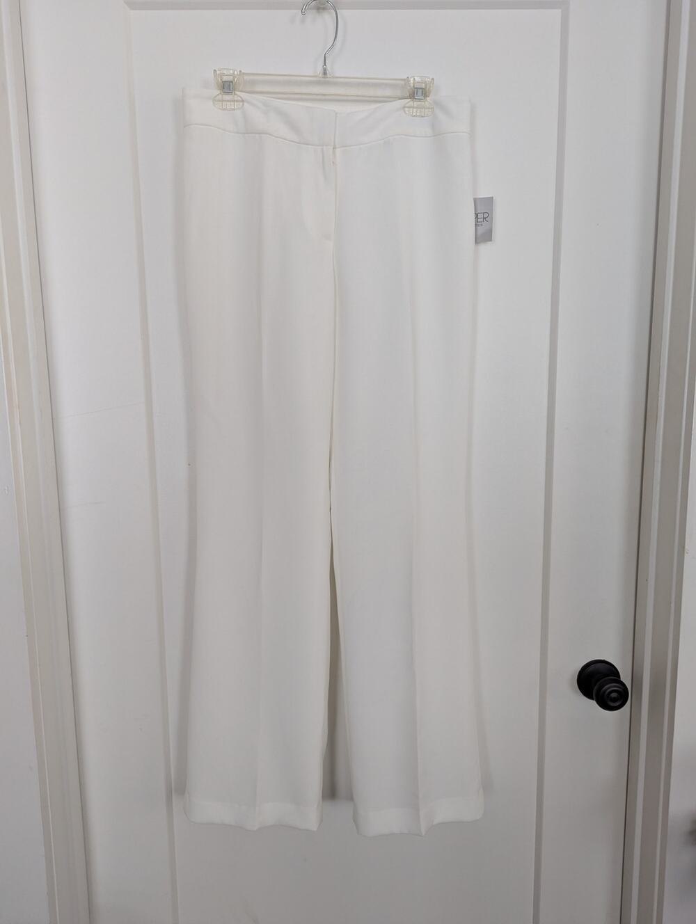 NWT Kasper Separates Ava Curvy Fit Dress Pants SZ6 White Barely Bootcut Slacks